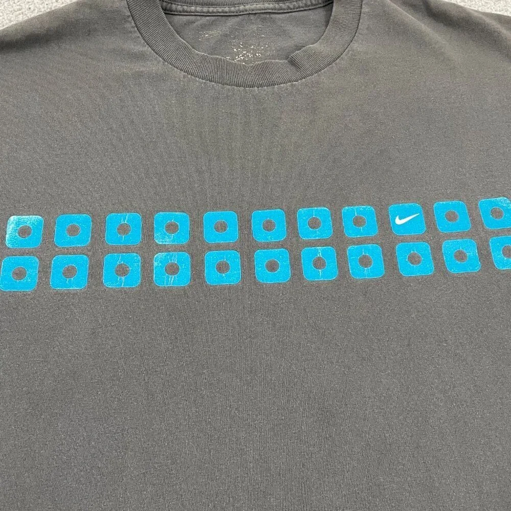 Y2K Nike Shirt Men‎ L Gray Stacked Dice Short Sleeve Tee